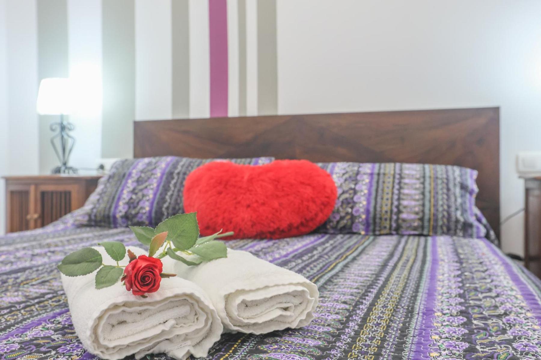 Galindo Center Premium Suites, Free Parking Sewilla Zewnętrze zdjęcie