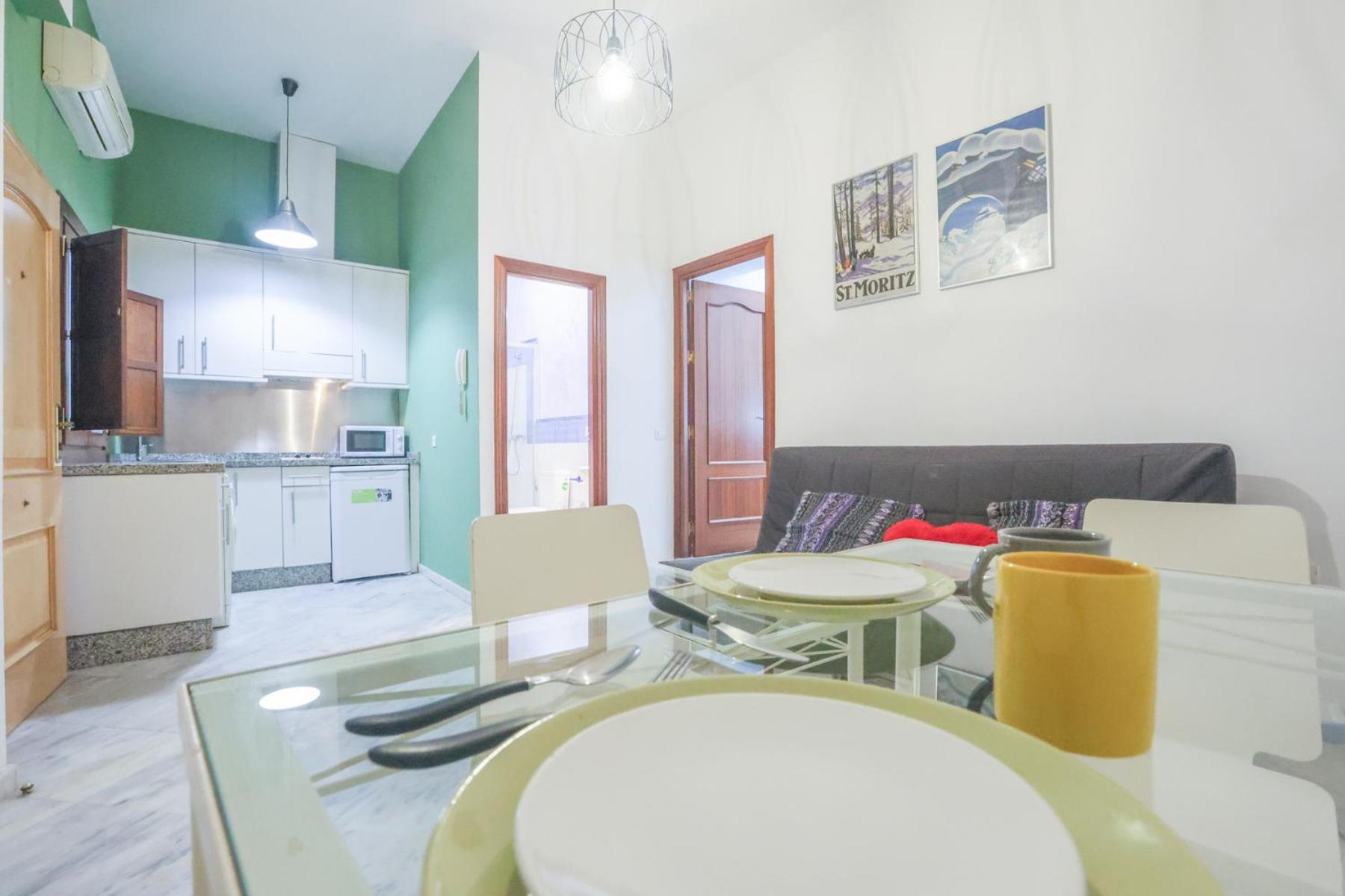 Galindo Center Premium Suites, Free Parking Sewilla Zewnętrze zdjęcie